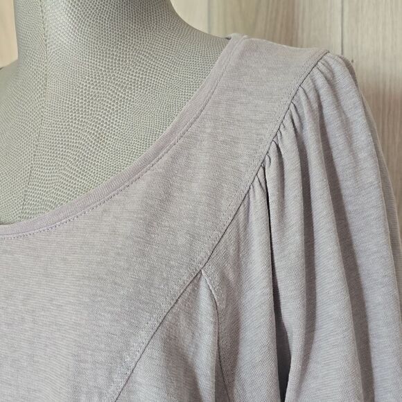 Wrap London | Flowy Shirt - Picture 4 of 7